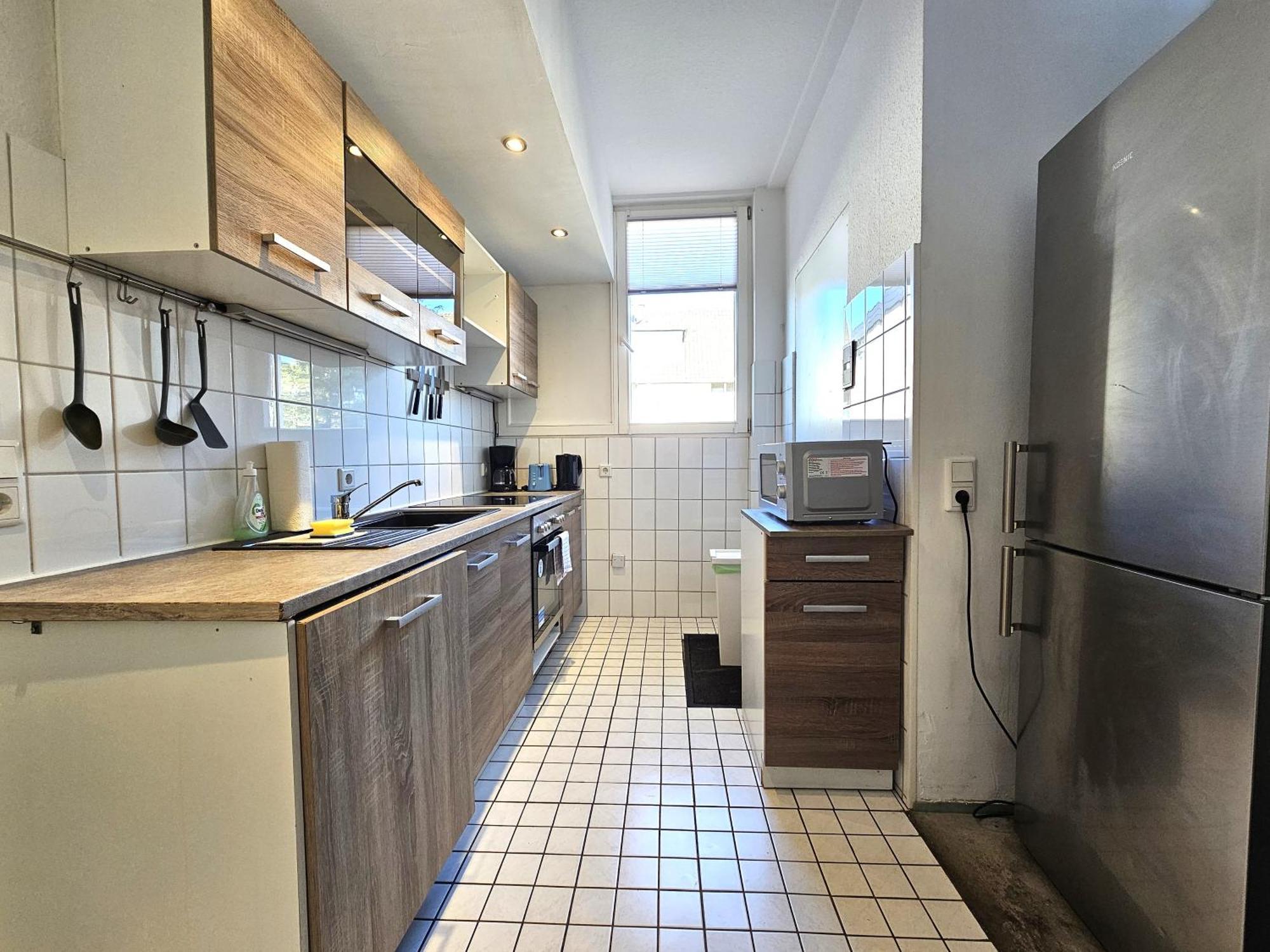 Apartment Representative *