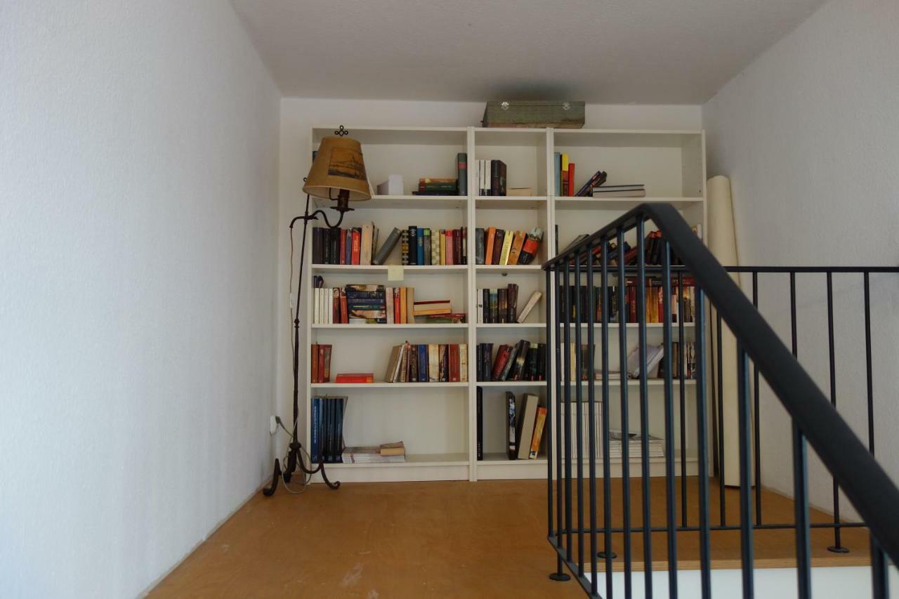 Apartment Representative