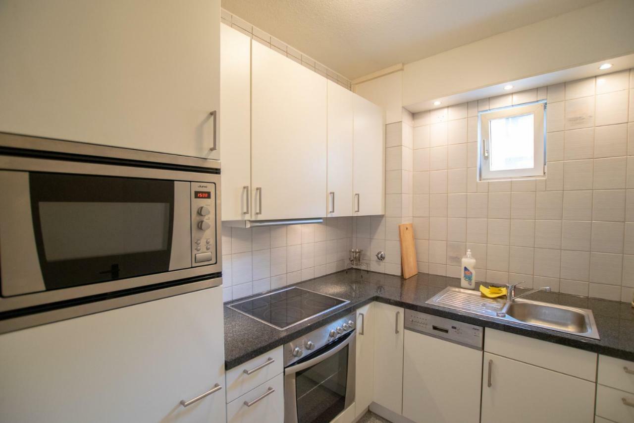 Apartment Representative